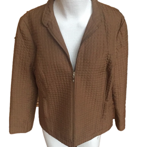 Requirements Jackets & Blazers - COPY - - Requirements Muted Gold Quilted Jacket/Blazer - Size M